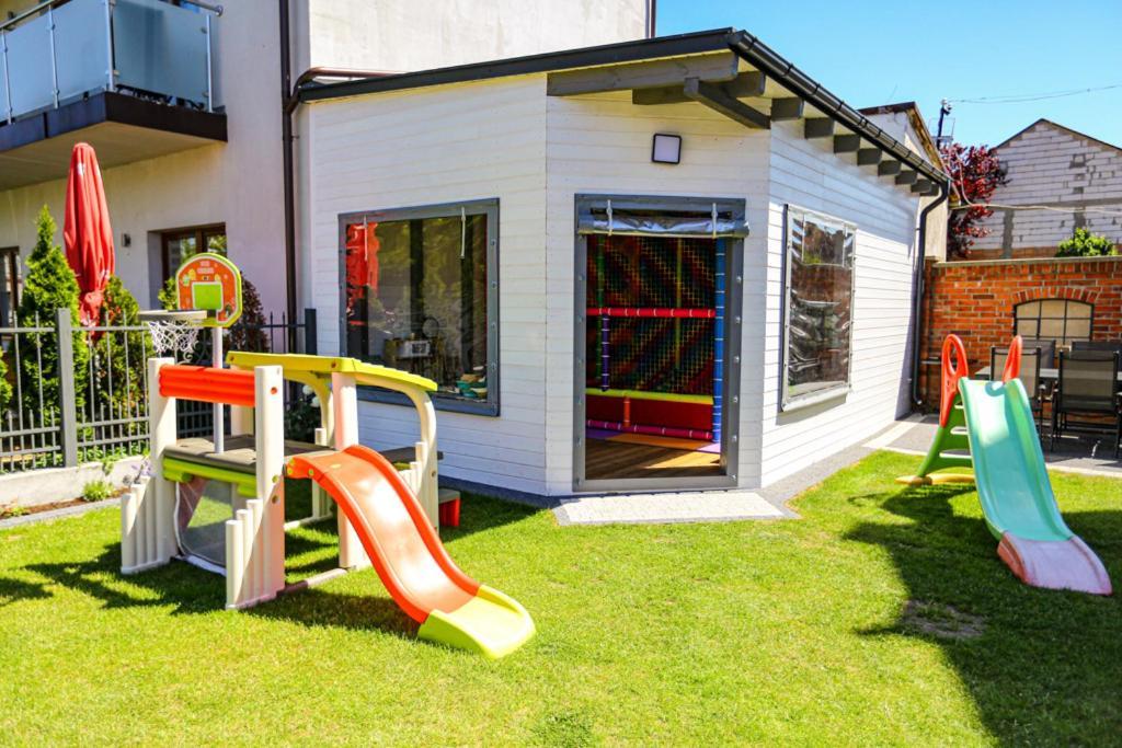 Villa Leba Pokoje & Apartamenty Łeba Exterior foto